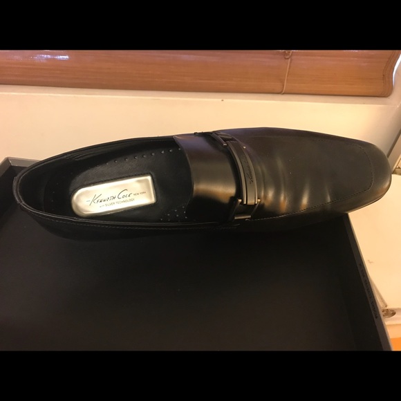 Kenneth Cole Men’s, size 12, brand new - Picture 3 of 3